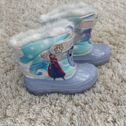 Snow Boots Size 12