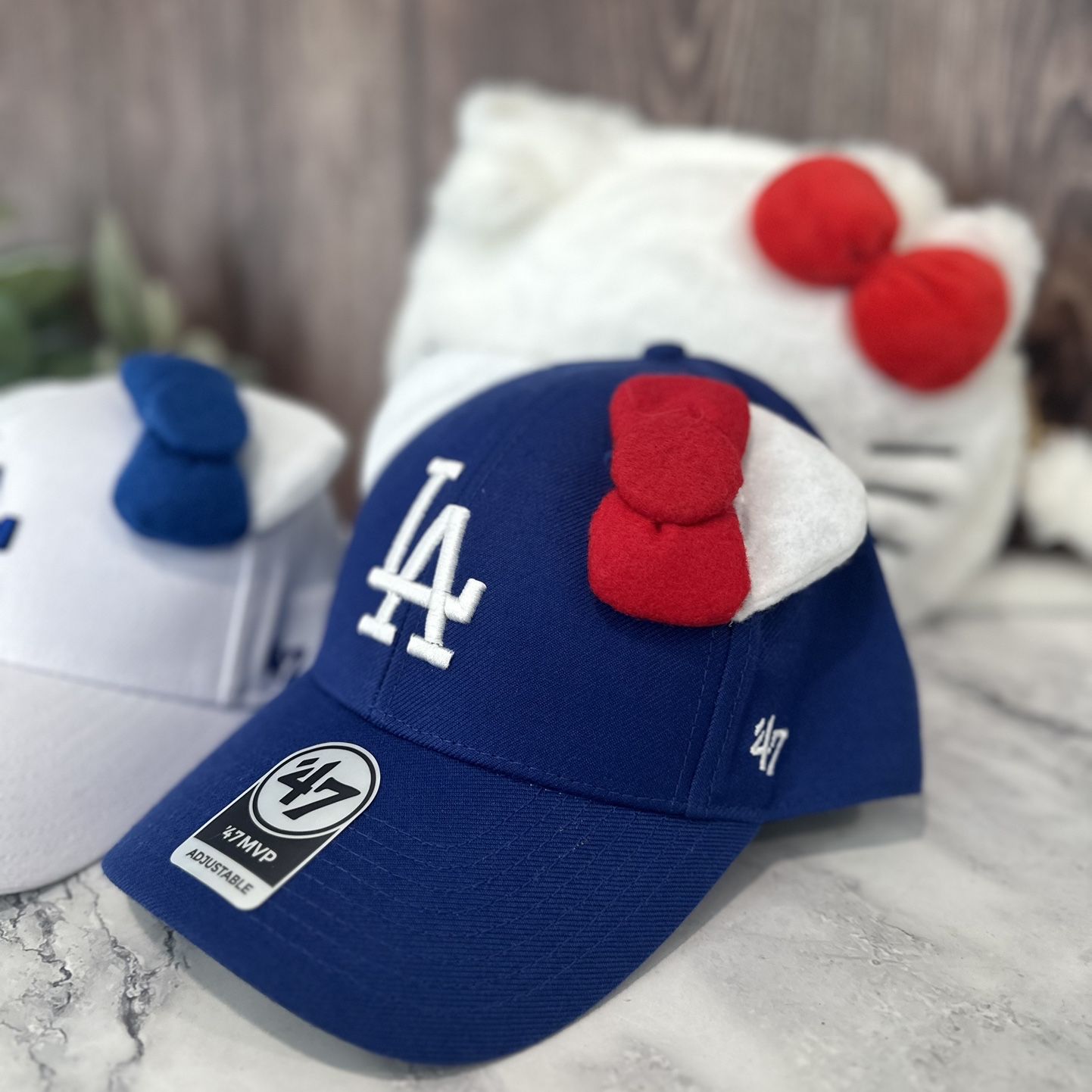 Hello kitty dodger hat discount