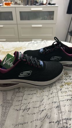 Skechers Air-Cooled Sneakers Black and Burgundy