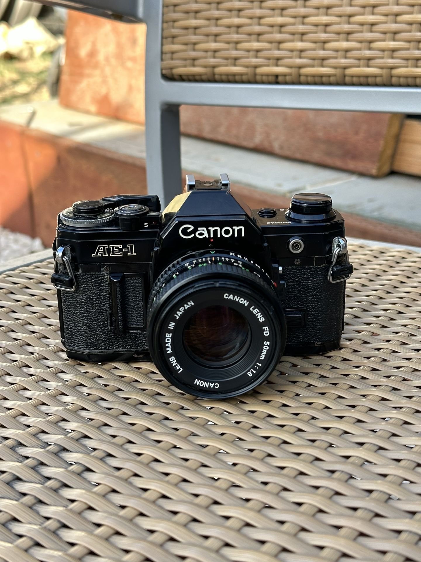 Canon Ae-1 + 50mm 1.8 Fd Lens