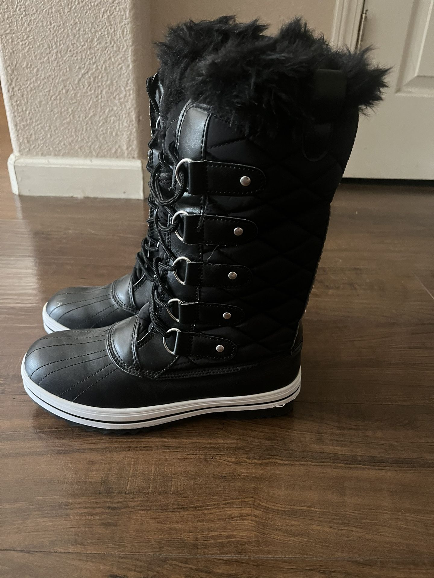 Women’s Snow Boots