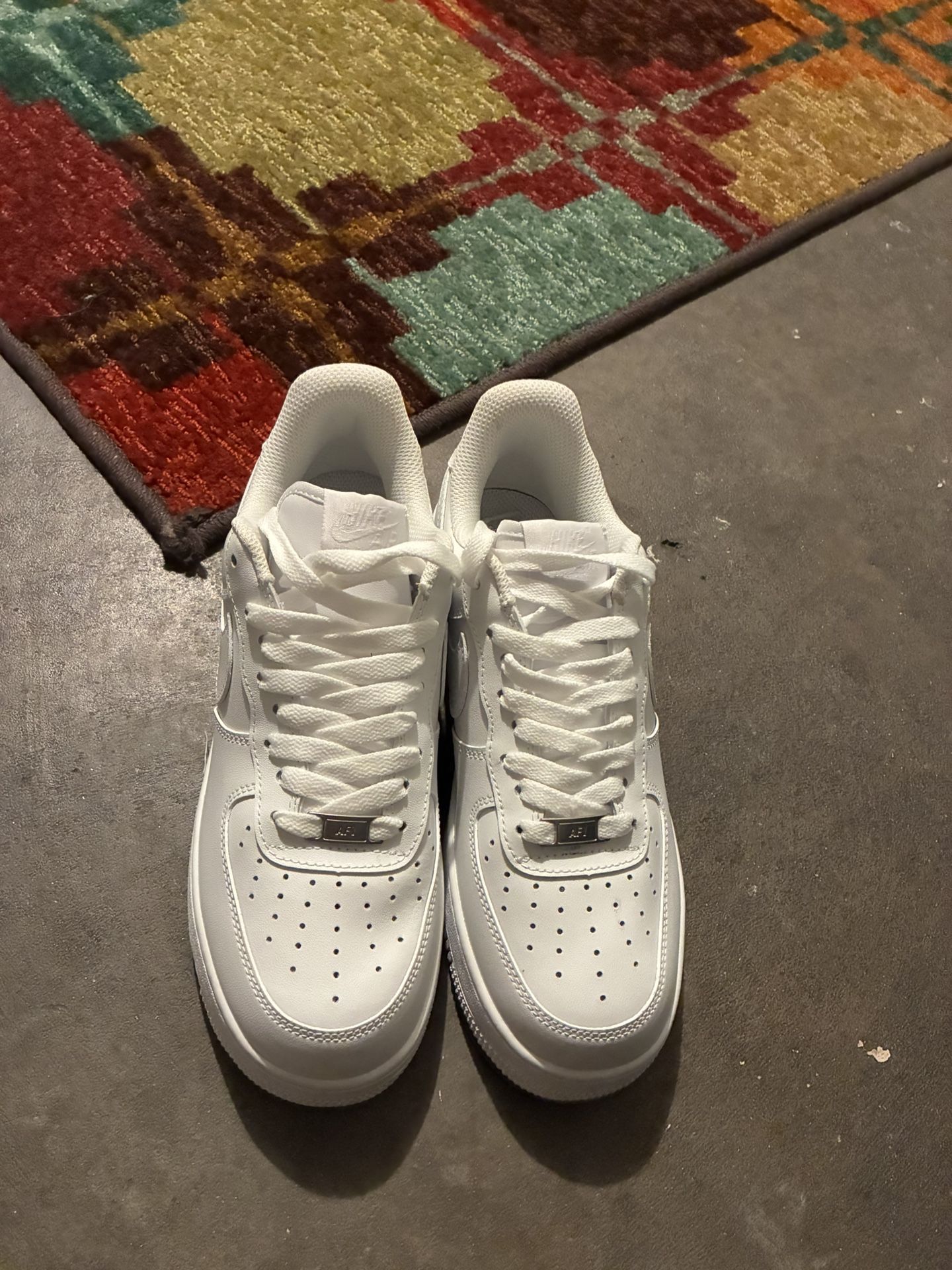 Airforce 1s Size 8.5 Men’s