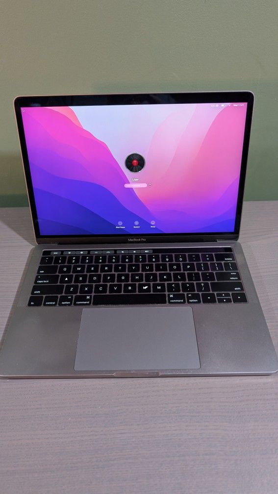 MacBook Pro 2016 (512GB Storage)