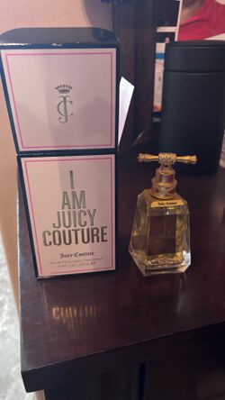 Juicy Couture woman’s perfume