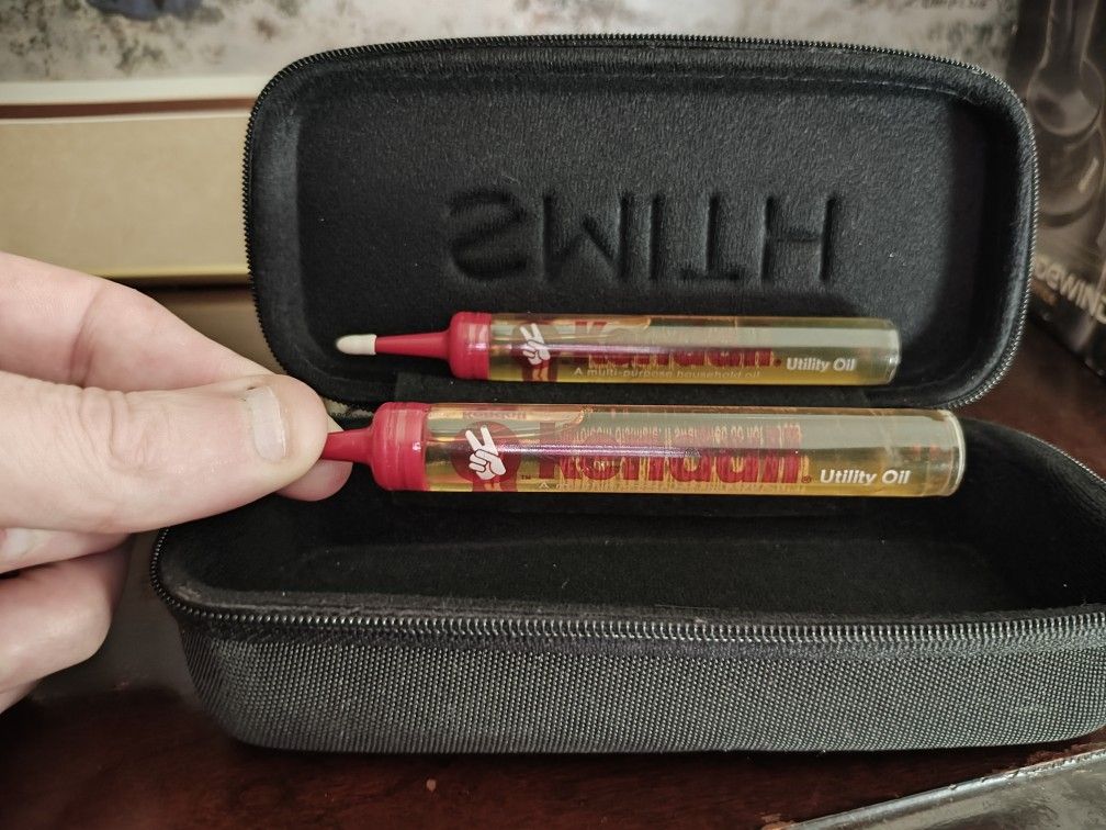 Kendell Motor Oil Sticks