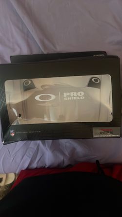 Visor(no stickers or screws)