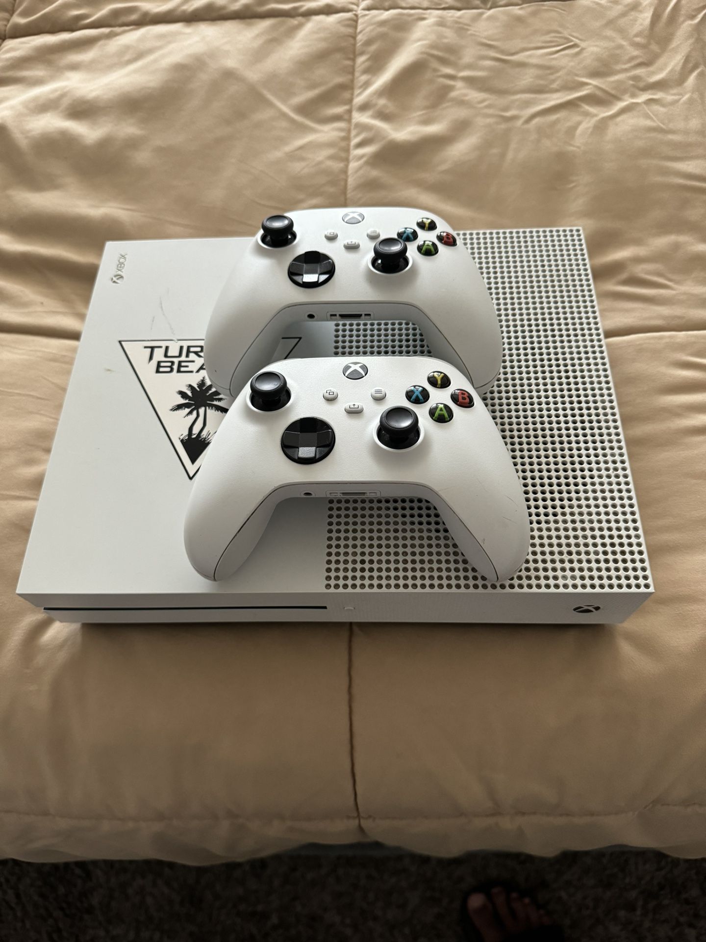 Xbox One S w/ Turtle Beach Headset & Two Remotes 
