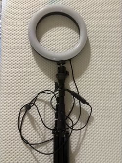 Ring light