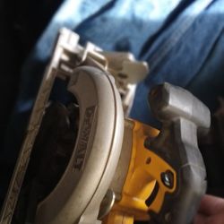 DCS3391 Dewalt 6 1/2 Inch  Cordless Circular Saw (165mm)