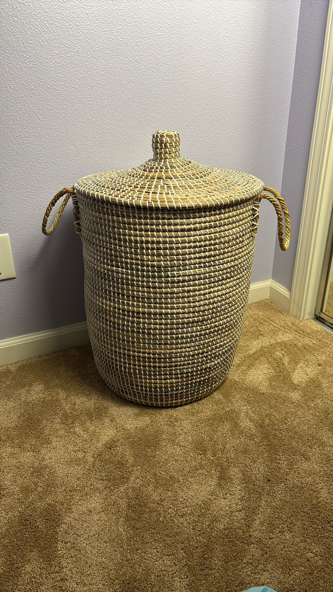 Woven Weave Hamper Basket With Lid