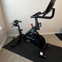 Peloton Plus Exercise Bike