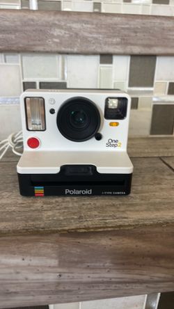 Polaroid Originals OneStep 2 Viewfinder i-Type Instant Film Camera with 106mm Fixed Lens, White