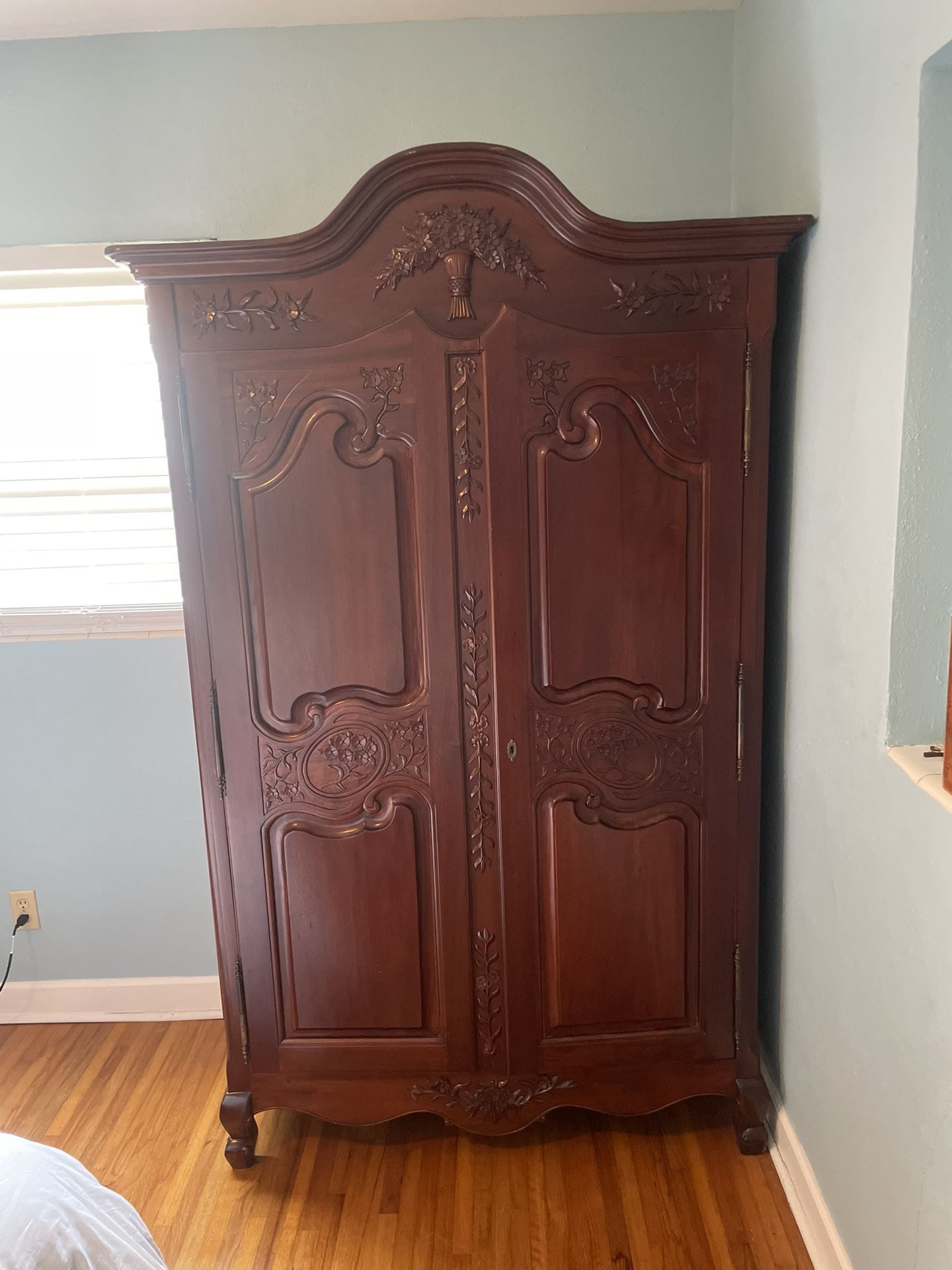 Armoire/wardrob