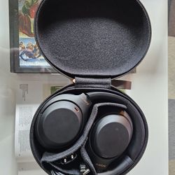 Sony WH-1000XM4 Over the Ear Wireless Headset - Black