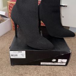 Fashion Nova Knit Heel Boots 