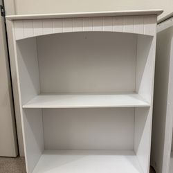 White Shelves