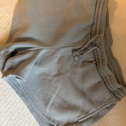 Light Gray Art Class Sweat Shorts Size Large