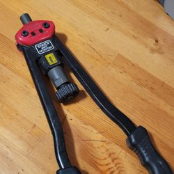 Rivet Threading Tool.