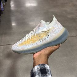 Pre Loved Yeezy 380 Sz10