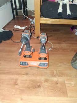 Ridgid Drill Set With The Fast Big Charger,like New