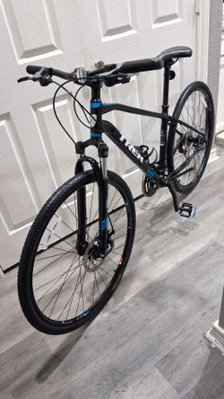 Trek 8.3DS Aluminum Hybrid Bike