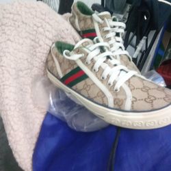 GUCCI 77 TENNI SHOES