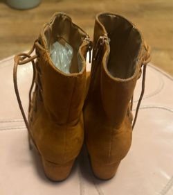 Bamboo boots