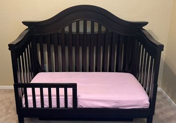Child bed with matress