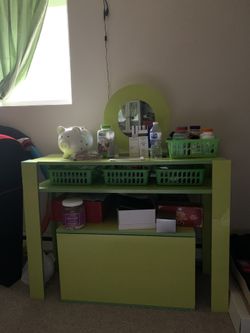 One of a kind Makeup table set