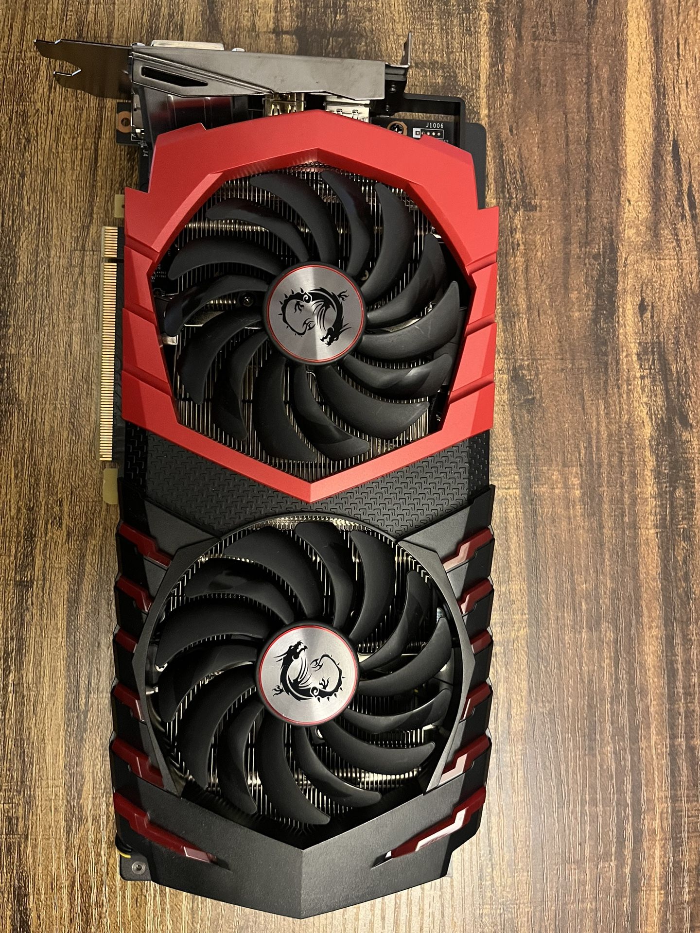 MSI GeForce GTX1060 6gb Black and res