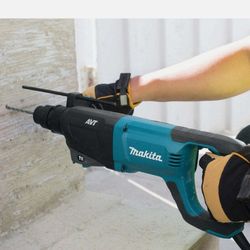 Makita HR2641X1 SDS-PLUS AVT Rotary Hammer with Case and 4-1/2" Angle Grinder
