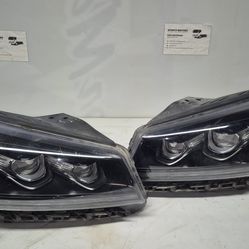 2019 Kia Sorento pair headlights