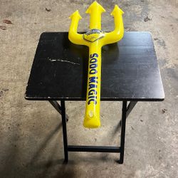 Seattle Mariner Tridents in yellow