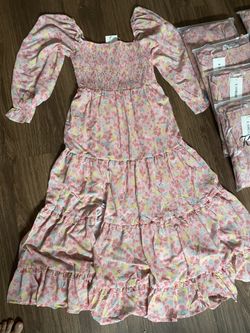 10 Pink Dresses (5 Small, 5 Med)