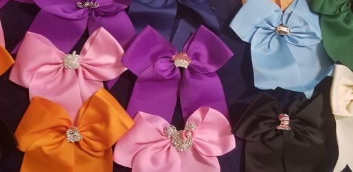 Cheer bow ties with stone pin
