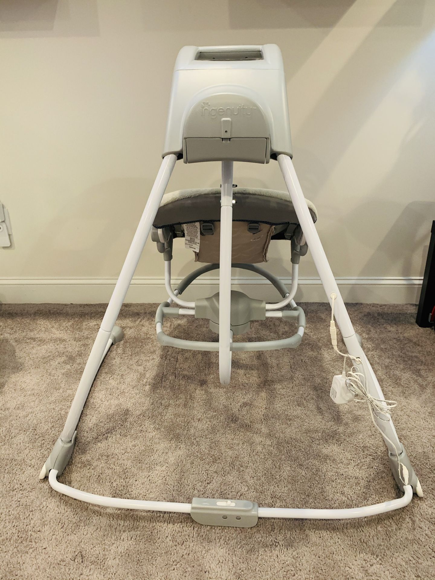 DreamComfort InLighten Cradling Baby Swing