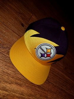 Vintage pittsburg steelers hat