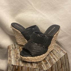 Black Beach Wedges 