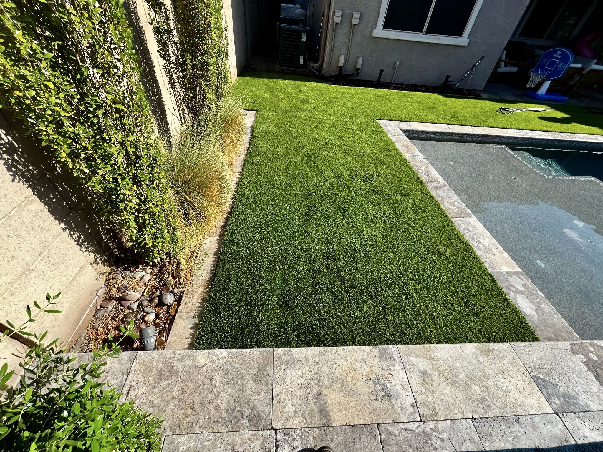 Turf, Pavers, Fire-pits, Putting Greens, BBQs, Wall, Travertine, Full Remodels