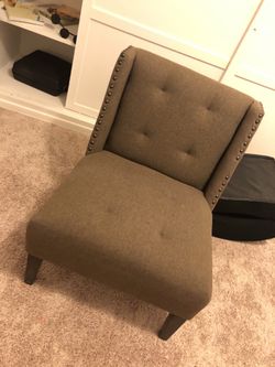 Accent chair