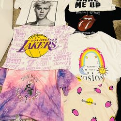 Women Bundle Two New Levi Shirts Bundle Med And Large $65