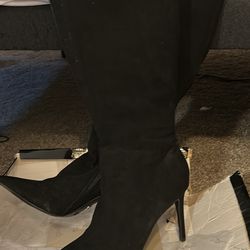 Women Boots Size 8