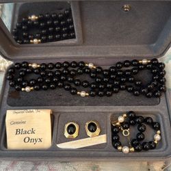 Genuine Black Onyx Set With Necklace 14kt Gold Earrings And Bracelet