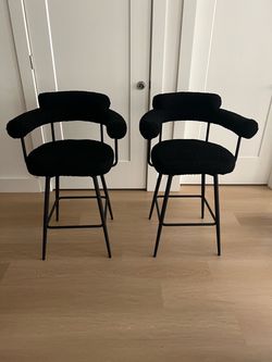 Set of 2 Black Swivel Boucle Bar Stools