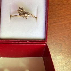 Diamond Ring  In   14 K
