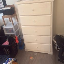 White Dresser 5 Drawers 