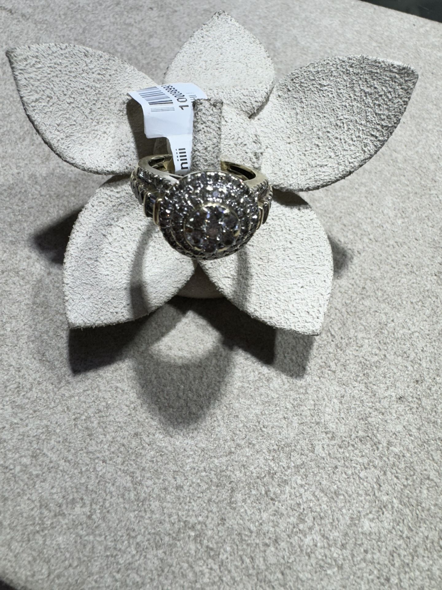 10k Women’s Engagement Ring