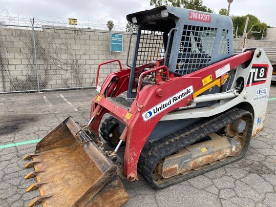 SKID STEER TRACKED LOADER