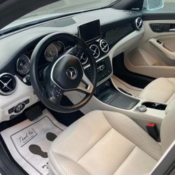 Mercedes CLA 250
