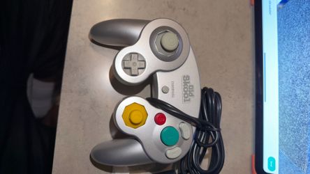 Nintendo Game Cube Controller